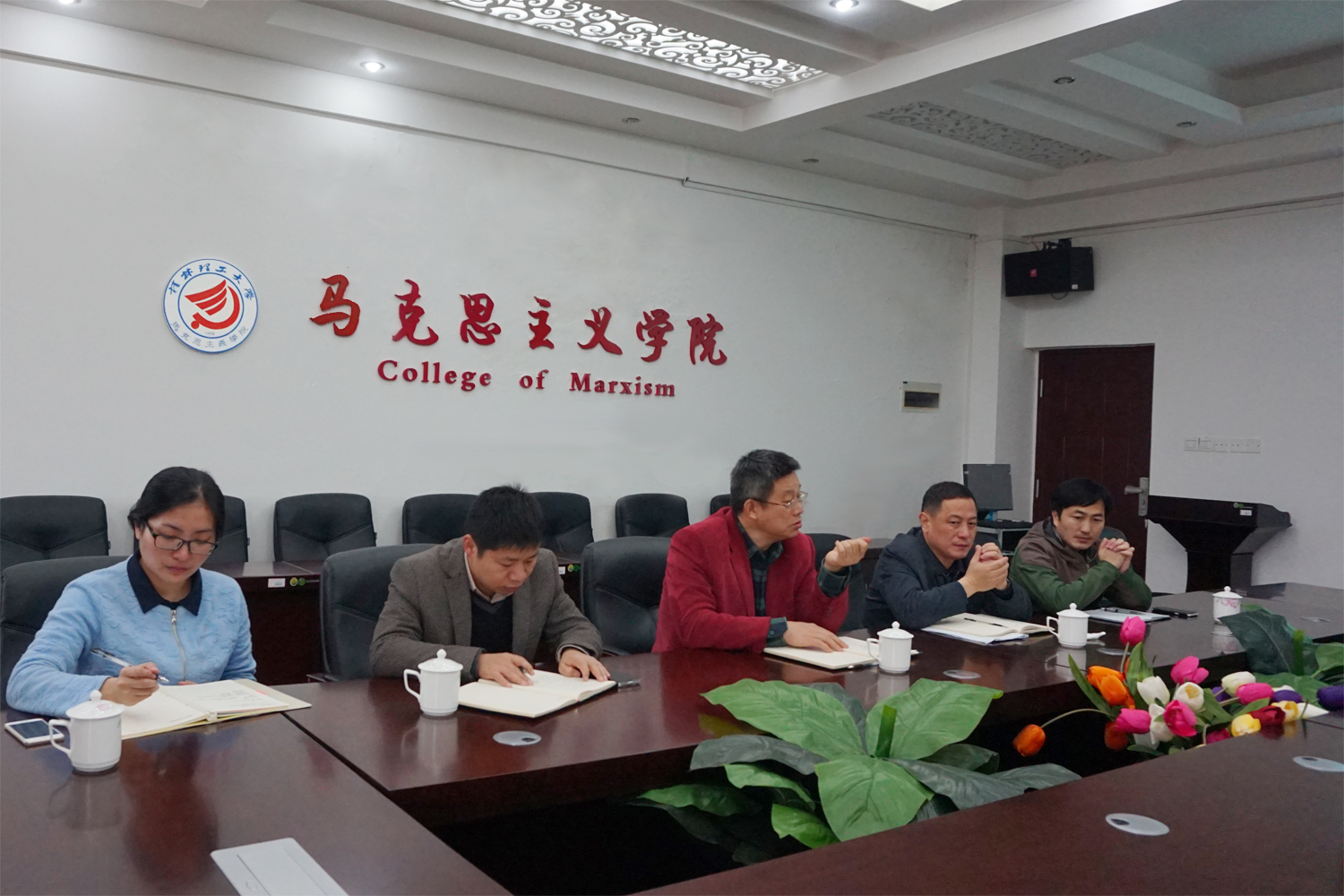 张学洪书记到e8体育官网检查指导工作